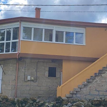 Villa Casa Do Outeiro De Aguil Castro Caldelas Exterior foto